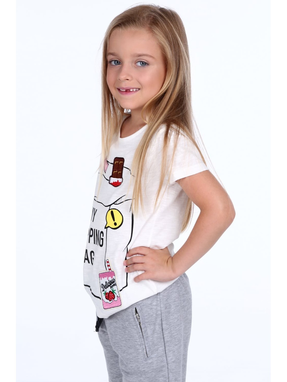 Girls\' T-shirt with patches, cream NDZ8112 - Online store - Boutique